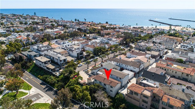 323 Iris Avenue, Corona Del Mar (newport Beach), California 92625, 6 Bedrooms Bedrooms, ,4 BathroomsBathrooms,Residential,For Sale,323 Iris Avenue,CRNP24045921