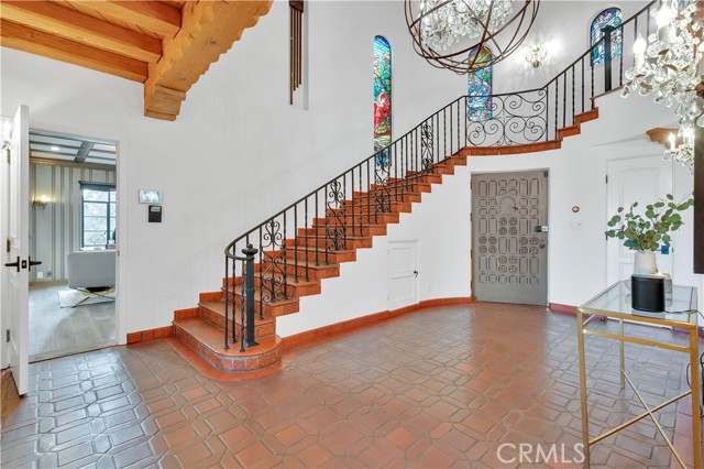 1812 Linda Vista Avenue, Pasadena CA: https://media.crmls.org/medias/5b3a07b9-844c-4171-96ce-f90233ca7fdf.jpg