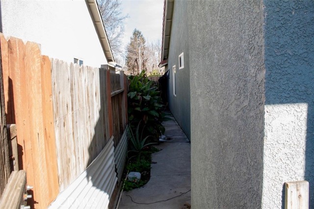 Detail Gallery Image 24 of 33 For 2901 Flint Hills, Bakersfield,  CA 93313 - 4 Beds | 2 Baths