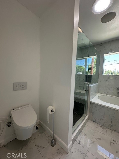 Detail Gallery Image 15 of 27 For 10937 Whitaker Ave, Granada Hills,  CA 91344 - 2 Beds | 2 Baths