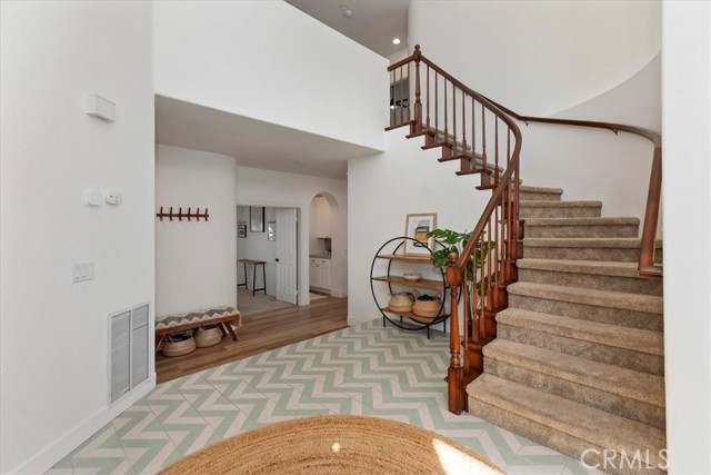 Detail Gallery Image 13 of 53 For 410 De Anza Ct, Oceanside,  CA 92057 - 5 Beds | 3 Baths