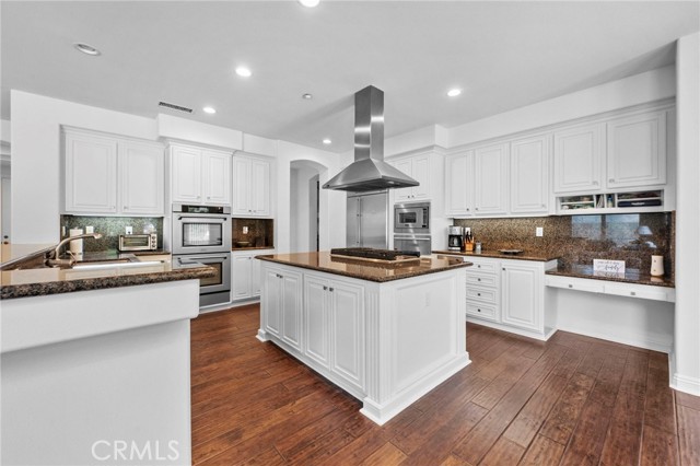 2515 Costero Magestuoso, San Clemente CA: https://media.crmls.org/medias/5b3b02e5-b0b6-4b41-b92e-5250b7708d88.jpg