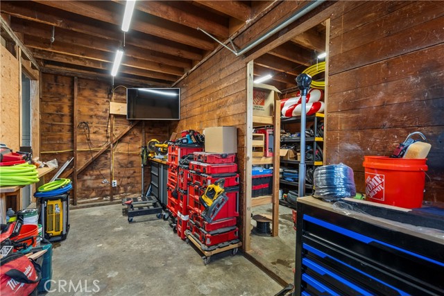 766 Harding Ave, San Fernando CA: https://media.crmls.org/medias/5b3ba51b-c377-4bcf-8395-18a83e38438c.jpg