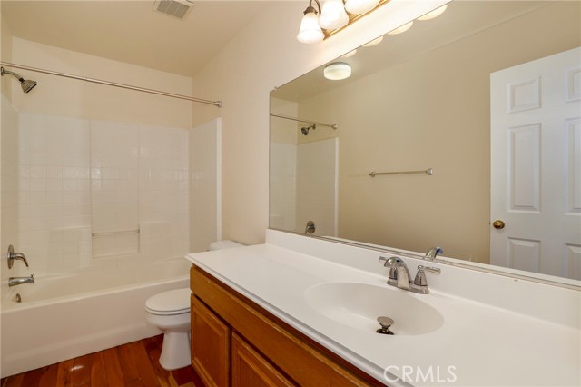 Detail Gallery Image 23 of 30 For 544 Hooper Ave, Simi Valley,  CA 93065 - 3 Beds | 2/1 Baths