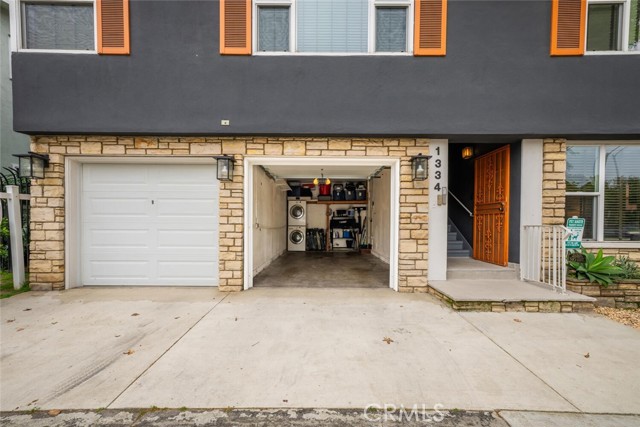 Detail Gallery Image 30 of 33 For 1334 E 1st, Long Beach,  CA 90802 - 2 Beds | 2 Baths