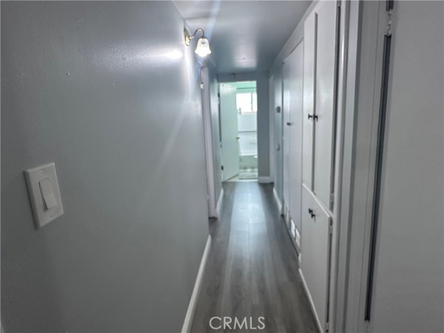 Detail Gallery Image 17 of 44 For 9943 Cedardale Dr, Santa Fe Springs,  CA 90670 - 6 Beds | 3 Baths