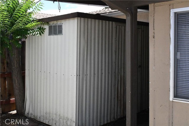 1956 Calle Arboleda, Hemet CA: https://media.crmls.org/medias/5b3eb3c4-7501-4b89-8e8a-3396a0dcd0b6.jpg