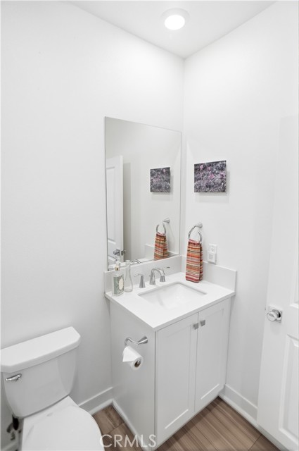 Detail Gallery Image 13 of 31 For 27465 Chamise, Valencia,  CA 91381 - 2 Beds | 3 Baths