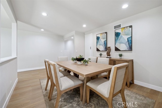 Detail Gallery Image 15 of 37 For 5704 Katherine St, Simi Valley,  CA 93063 - 5 Beds | 2 Baths