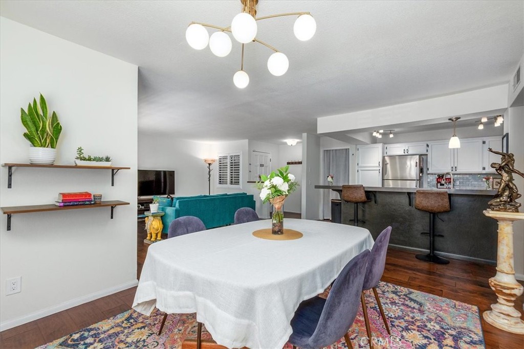 3930 Centre Street - photo 8