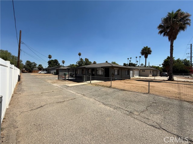 Detail Gallery Image 4 of 21 For 24380 Ironwood, Moreno Valley,  CA 92557 - – Beds | – Baths