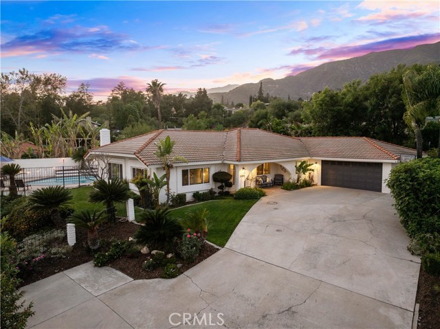 2485 San Mateo Drive, Upland CA: https://media.crmls.org/medias/5b42641f-542e-43fa-a0e4-70d59100ef85.jpg