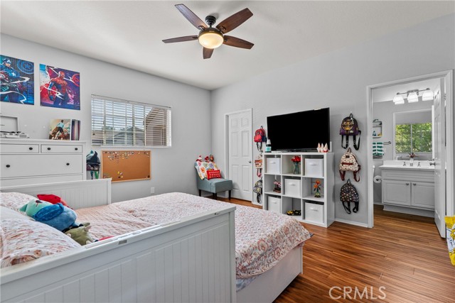 Detail Gallery Image 18 of 37 For 24714 Avignon Dr, Valencia,  CA 91355 - 3 Beds | 3 Baths