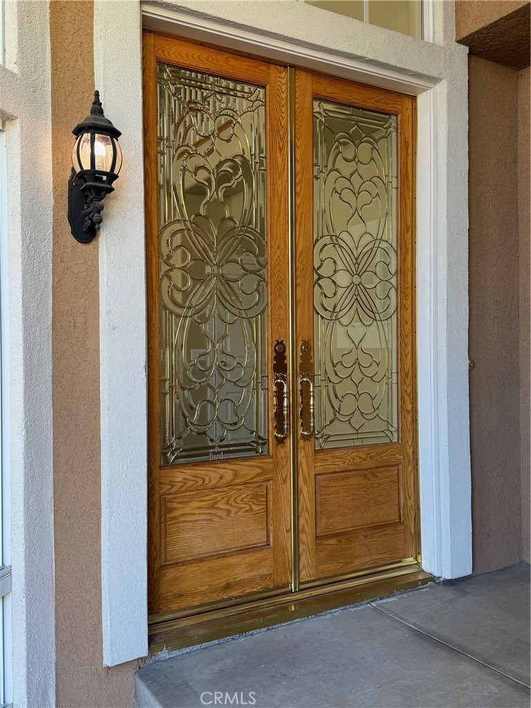 https://media.crmls.org/medias/5b43219f-24d6-450c-b1c0-ffe5421c7437.jpg?preset=X-Large