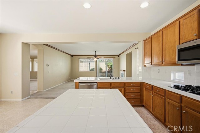 Detail Gallery Image 20 of 42 For 7101 Tawny Owl Ct, Corona,  CA 92880 - 4 Beds | 2 Baths