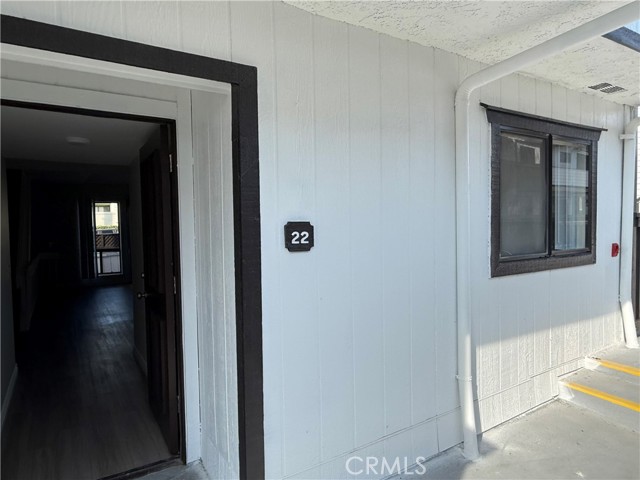 Detail Gallery Image 2 of 26 For 5250 Colodny Dr #22,  Agoura Hills,  CA 91301 - 1 Beds | 1/1 Baths