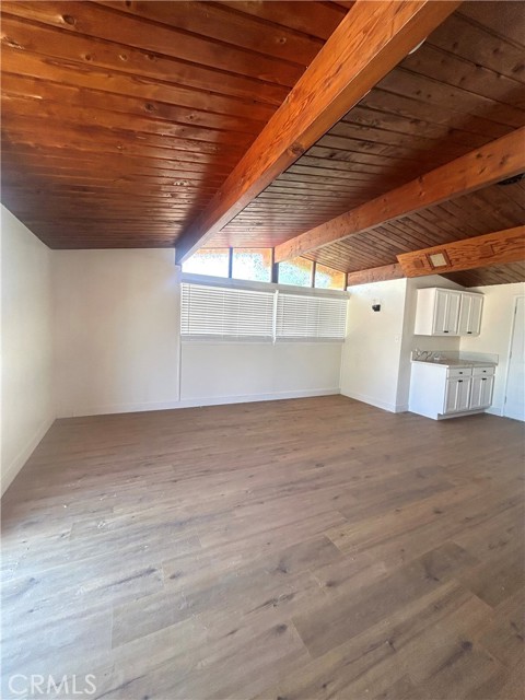 6096 Cahuilla Avenue, 29 Palms CA: https://media.crmls.org/medias/5b4437e5-be7f-4db0-8fdb-1256b2b50e56.jpg