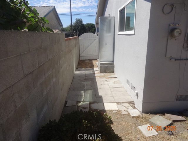 17811 CYPRESS Street, Covina CA: https://media.crmls.org/medias/5b44cd5f-8e9c-4745-a35d-ced3d6e9de4d.jpg
