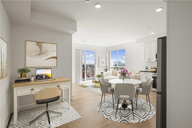11714 Archwood ST Unit: 204