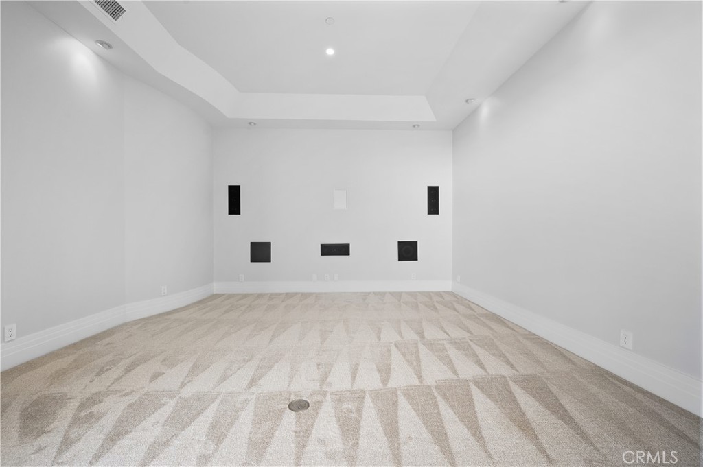 5b46c34b E215 4392 A35e 9c7f3ce78ac8