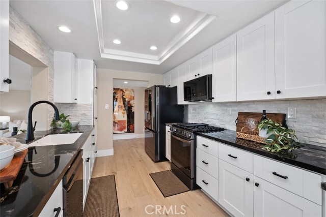 Detail Gallery Image 14 of 60 For 22384 Manacor #4,  Mission Viejo,  CA 92692 - 2 Beds | 2 Baths
