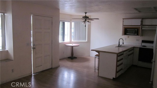 Photo #2: SW23167370 Listing 