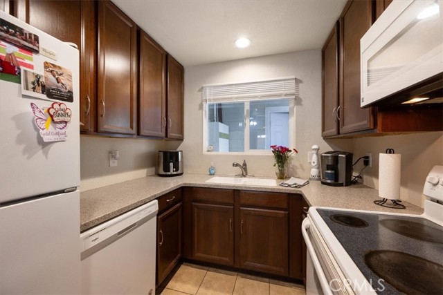 Detail Gallery Image 14 of 51 For 1812 Riverside Ave, Paso Robles,  CA 93446 - 4 Beds | 2/1 Baths