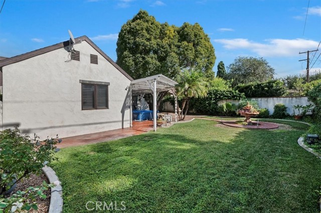 Detail Gallery Image 34 of 38 For 3630 Castle Reagh, Riverside,  CA 92506 - 3 Beds | 2/1 Baths