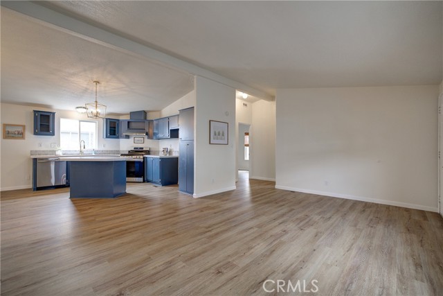 Detail Gallery Image 11 of 37 For 3700 Buchanan St #104,  Riverside,  CA 92503 - 3 Beds | 2 Baths