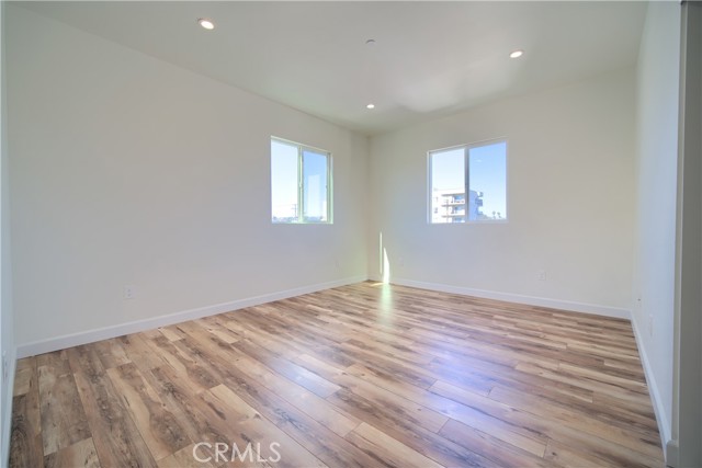 6522 Brynhurst Ave, Los Angeles CA: https://media.crmls.org/medias/5b4ad579-d9c6-47bc-8afe-33e484b83bd7.jpg