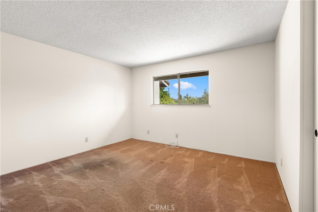 MLS #OC25219195 image #18