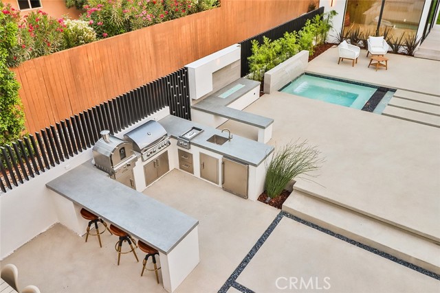 22930 Dolorosa Street, Woodland Hills CA: https://media.crmls.org/medias/5b4b0169-3801-4d07-9dc6-1066c6d9e55b.jpg
