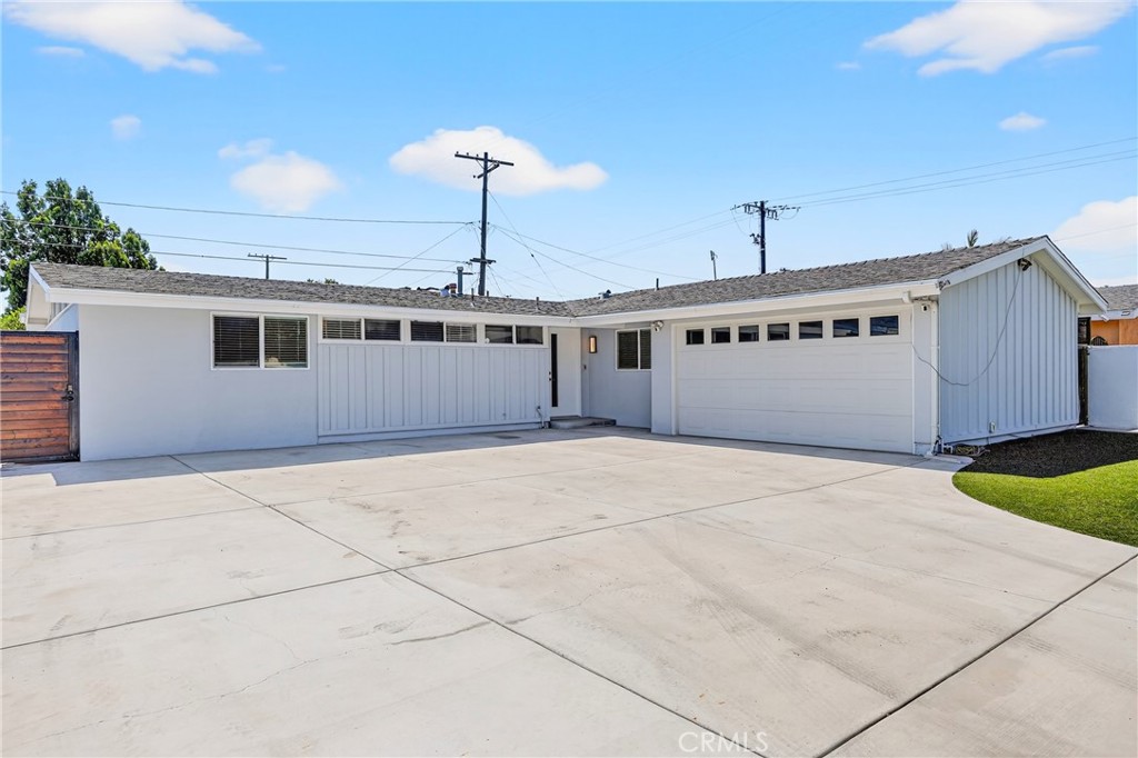 3210 E Janice Street