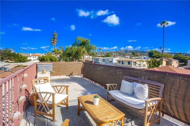 Detail Gallery Image 35 of 44 For 142 Avenida Pelayo a,  San Clemente,  CA 92672 - 2 Beds | 1 Baths