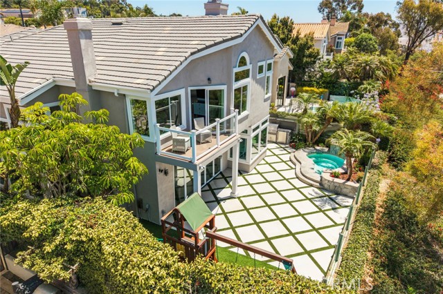 14 Glastonbury Place, Laguna Niguel CA: https://media.crmls.org/medias/5b4d14aa-0394-4846-bff1-70bd643fc883.jpg