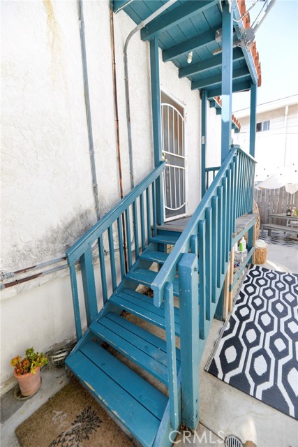 147 Avenida Rosa, San Clemente CA: https://media.crmls.org/medias/5b4d1f81-fc04-43e4-bd8f-d344069af766.jpg