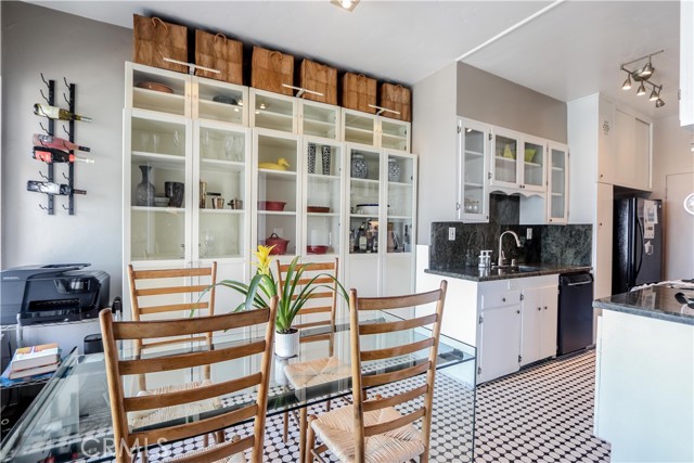 Detail Gallery Image 8 of 25 For 800 E Ocean Bld #1404,  Long Beach,  CA 90802 - 0 Beds | 1 Baths