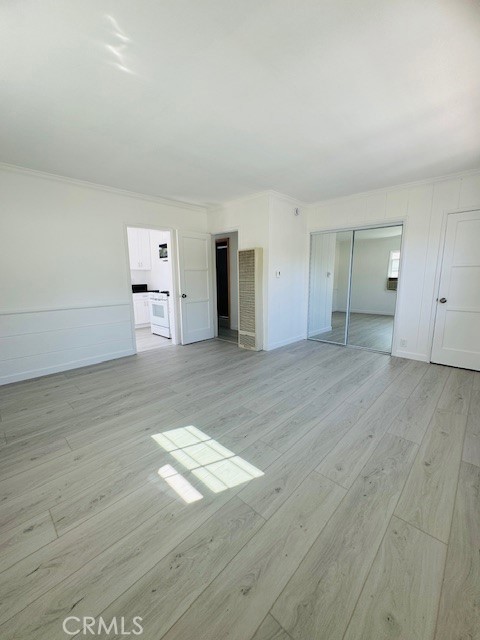 4147 1/2 Warner Boulevard, Burbank CA: https://media.crmls.org/medias/5b4d75f8-1c41-4103-8424-0e9b8e6b266a.jpg