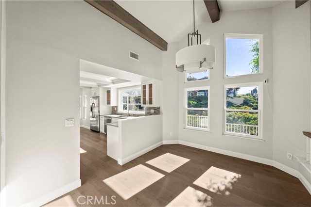 Detail Gallery Image 4 of 27 For 703 Calle Brisa, San Clemente,  CA 92673 - 3 Beds | 2 Baths