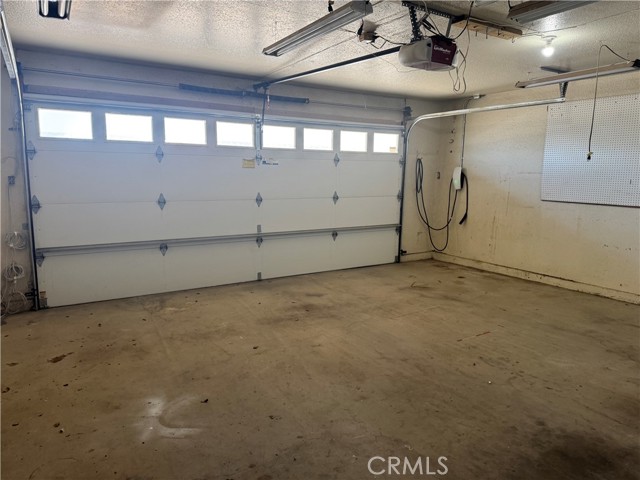 Detail Gallery Image 17 of 24 For 14705 Mandan Rd, Apple Valley,  CA 92307 - 3 Beds | 2/1 Baths