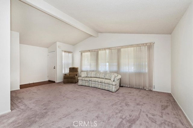 Detail Gallery Image 3 of 35 For 27250 Murrieta Rd #17,  Menifee,  CA 92586 - 2 Beds | 2 Baths