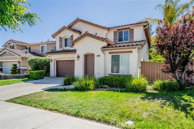 Detail Gallery Image 4 of 51 For 32057 Meadow Wood Ln, Lake Elsinore,  CA 92532 - 3 Beds | 2/1 Baths