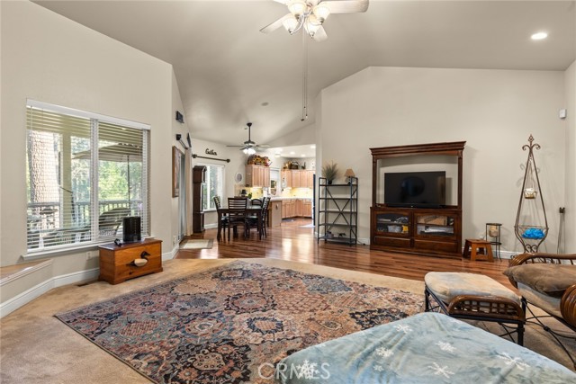 Detail Gallery Image 5 of 28 For 6341 Amherst Way, Magalia,  CA 95954 - 3 Beds | 2 Baths