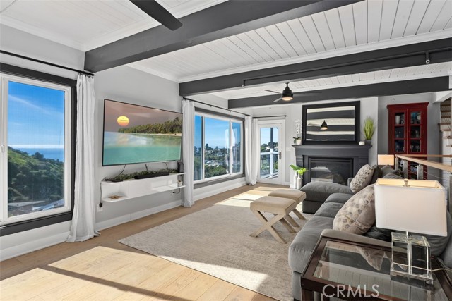 Detail Gallery Image 15 of 55 For 1414 Mar Vista, Laguna Beach,  CA 92651 - 5 Beds | 4 Baths