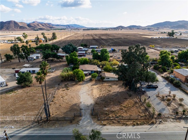 Detail Gallery Image 8 of 13 For 33445 Simpson Rd, Winchester,  CA 92596 - 3 Beds | 2 Baths