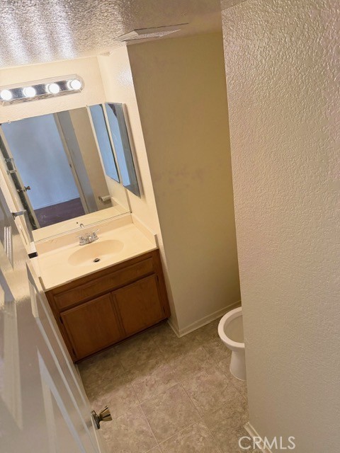Detail Gallery Image 7 of 19 For 3105 Montrose Ave #3,  La Crescenta,  CA 91214 - 2 Beds | 2/1 Baths