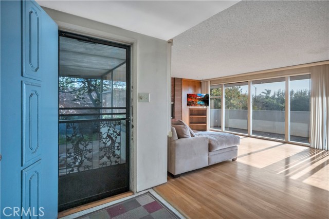 Detail Gallery Image 18 of 29 For 649 Gould, Hermosa Beach,  CA 90254 - 4 Beds | 3 Baths