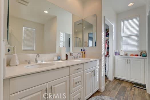 Detail Gallery Image 20 of 37 For 7366 Rocky Point, Jurupa Valley,  CA 92509 - 4 Beds | 3/1 Baths