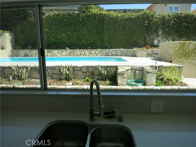 Detail Gallery Image 5 of 21 For 253 Vista Del Parque, Torrance,  CA 90277 - 5 Beds | 3 Baths