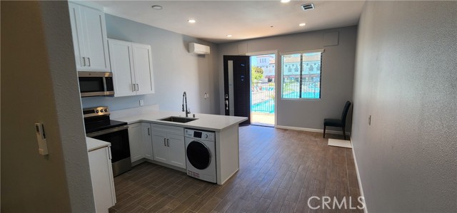 Detail Gallery Image 15 of 72 For 17210 Newhope St #1103,  Fountain Valley,  CA 92708 - 1 Beds | 1 Baths